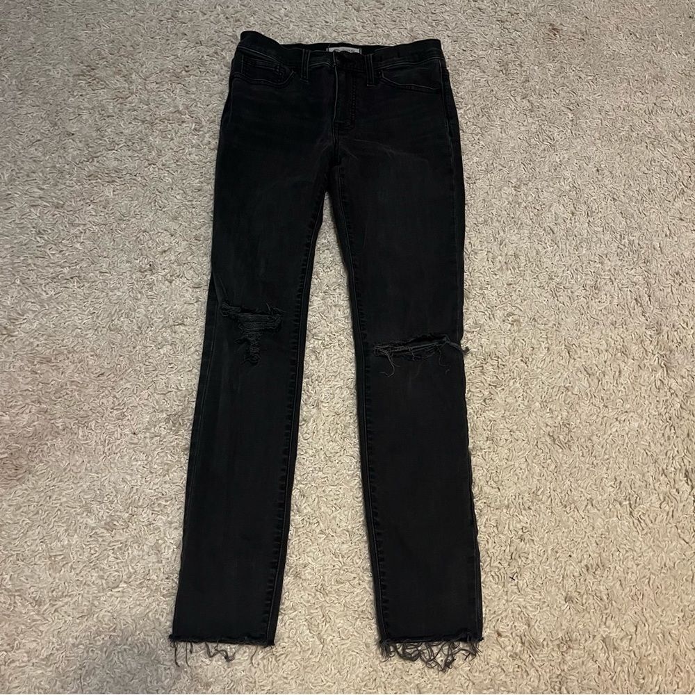 Madewell black distressed mid rise skinny jeans size 27
